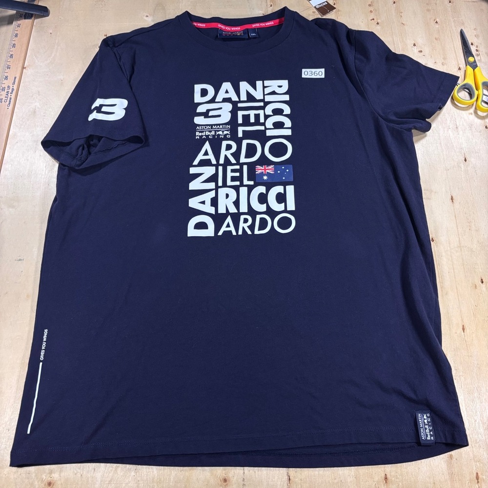 Aston Martin Red Bull Racing Daniel Ricciardo #3 F1 T Shirt Mens XXL 2018 Navy